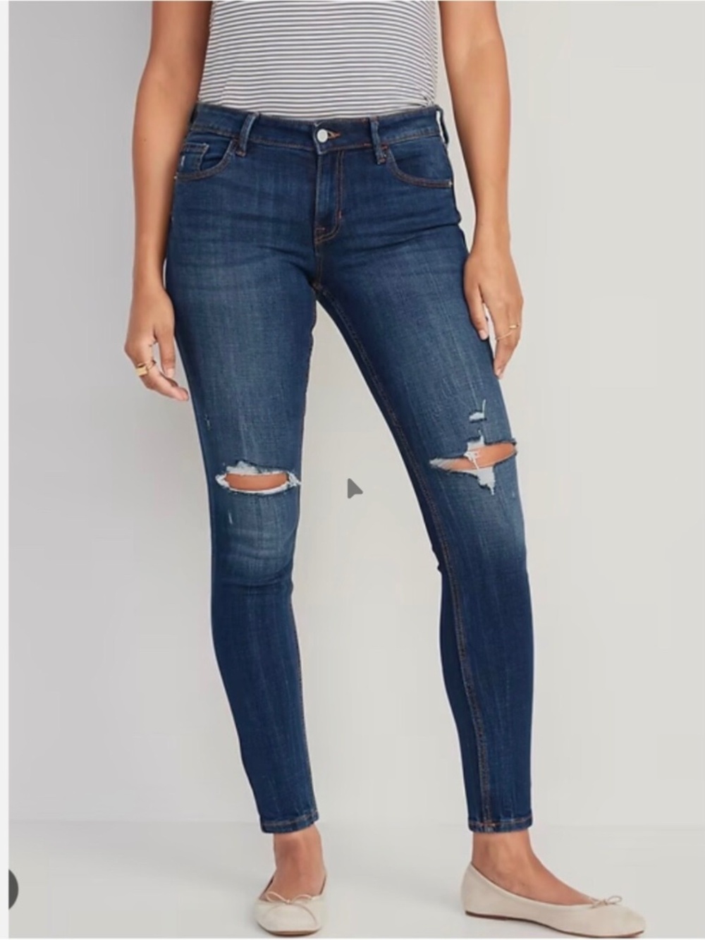 NEW WITH TAGS OLD NAVY ROCKSTAR SUPER SKINNY JEANS SZ 4 DARK WORN $50